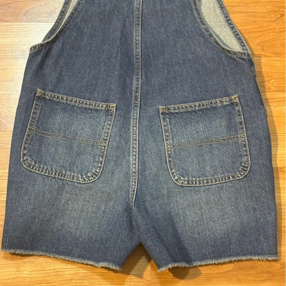 Old Navy Girls' Denim Shortalls Size XL (14-16) Adjustable Straps overall shorts